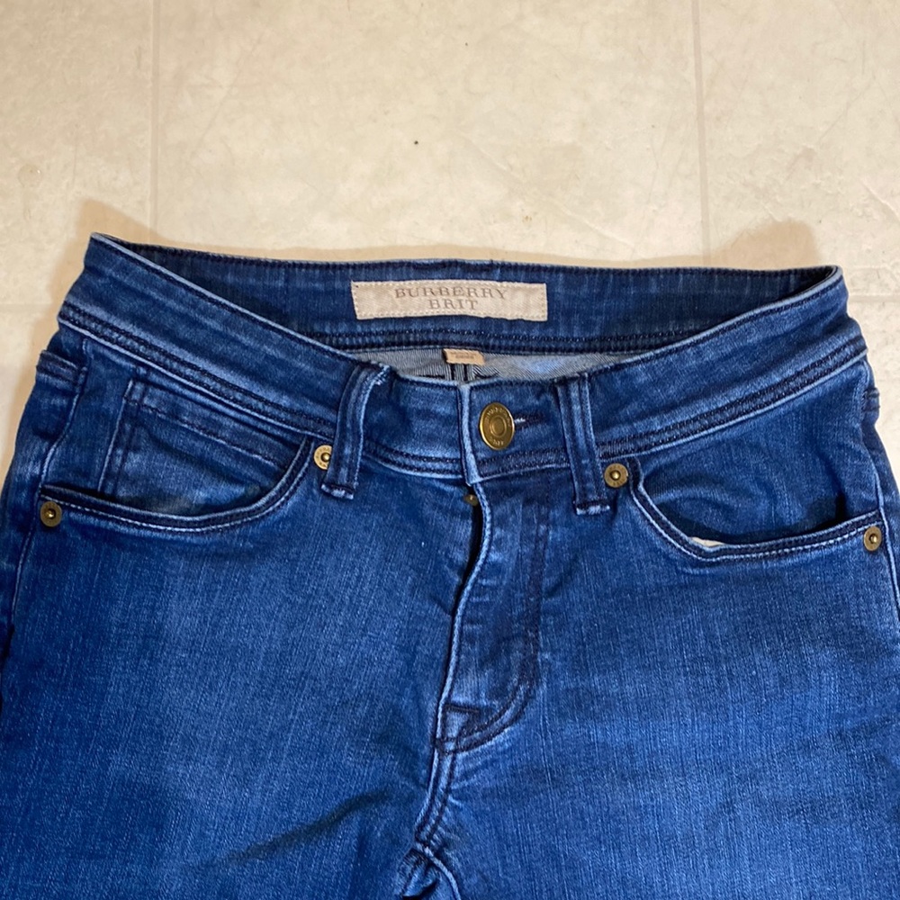 Burberry Jeans! 24” Womens Classic 5 pocket in Excellent Condition!